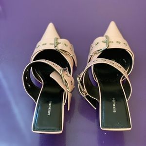 Close toe light pink mules